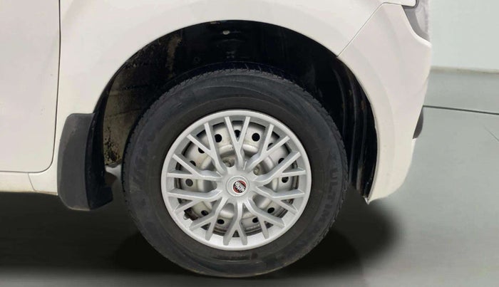 2020 Maruti New Wagon-R LXI CNG 1.0, CNG, Manual, 75,881 km, Right Front Wheel