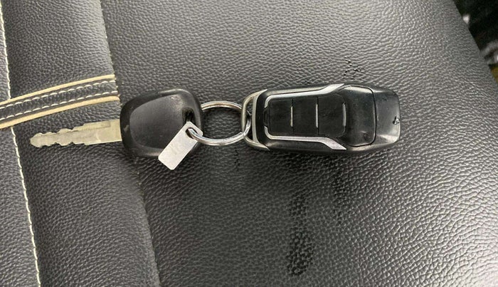 2020 Maruti New Wagon-R LXI CNG 1.0, CNG, Manual, 75,881 km, Key Close Up