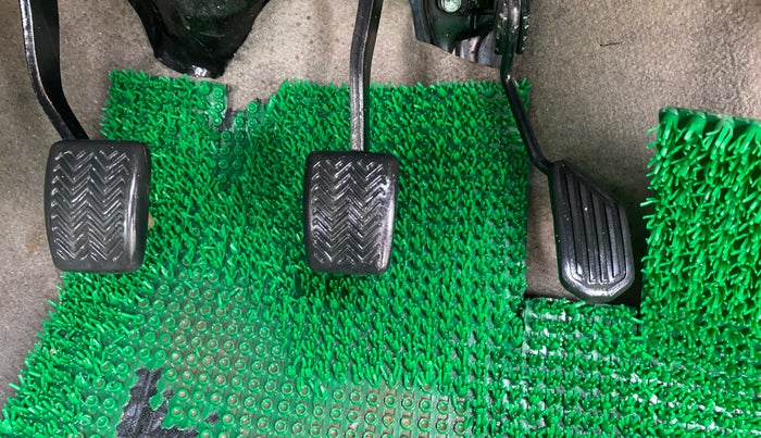 2014 Toyota Etios VD, Diesel, Manual, 25,949 km, Pedals