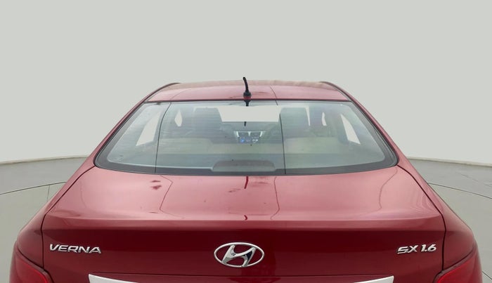 2015 Hyundai Verna FLUIDIC 4S 1.6 VTVT SX, Petrol, Manual, 79,336 km, Rear Windshield