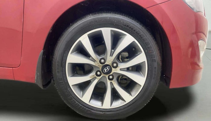 2015 Hyundai Verna FLUIDIC 4S 1.6 VTVT SX, Petrol, Manual, 79,336 km, Right Front Wheel