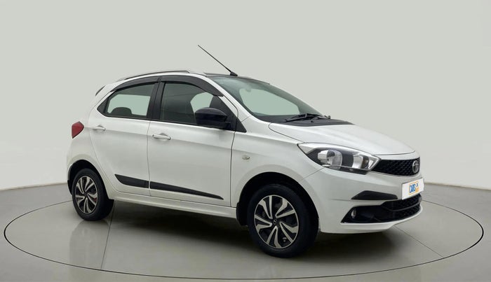 2018 Tata Tiago WIZZ EDITION PETROL, Petrol, Manual, 32,885 km, Right Front Diagonal