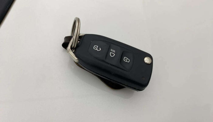 2018 Tata Tiago WIZZ EDITION PETROL, Petrol, Manual, 32,885 km, Key Close Up