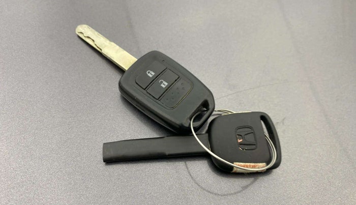 2019 Honda Amaze 1.2L I-VTEC S, Petrol, Manual, 44,640 km, Gear Lever