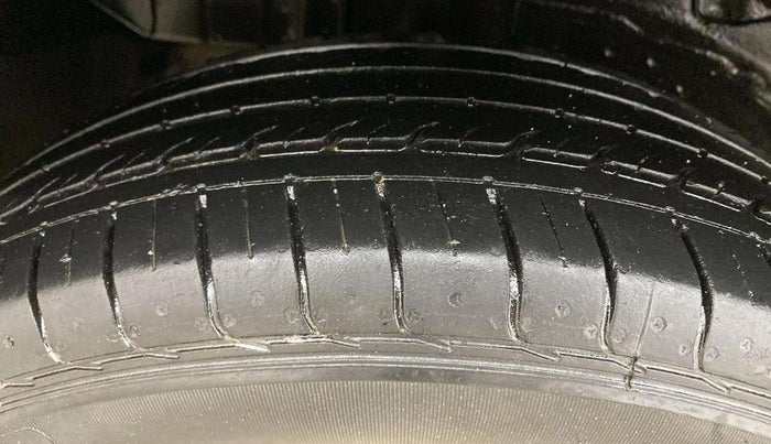 2023 Tata NEXON XM PETROL, Petrol, Manual, 22,605 km, Right Rear Tyre Tread
