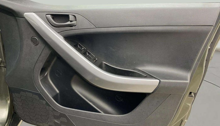 2023 Tata NEXON XM PETROL, Petrol, Manual, 22,605 km, Driver Side Door Panels Control
