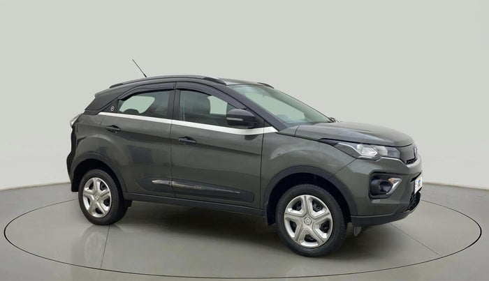 2023 Tata NEXON XM PETROL, Petrol, Manual, 22,605 km, Right Front Diagonal