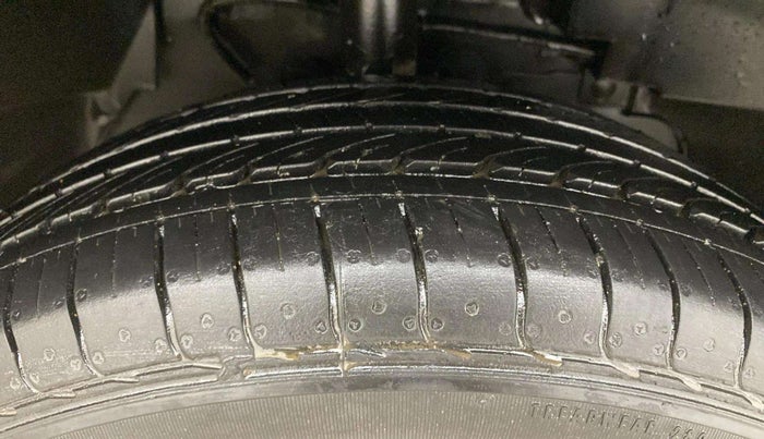 2023 Tata NEXON XM PETROL, Petrol, Manual, 22,605 km, Right Front Tyre Tread