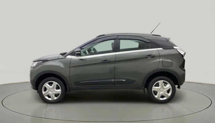2023 Tata NEXON XM PETROL, Petrol, Manual, 22,605 km, Left Side