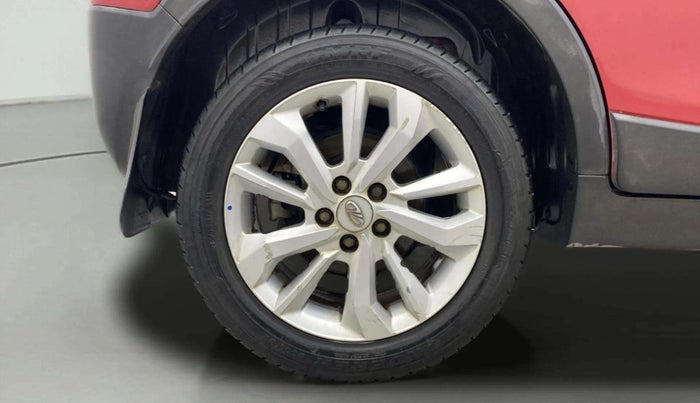 2019 Mahindra XUV300 W8 1.2 PETROL, Petrol, Manual, 31,640 km, Right Rear Wheel