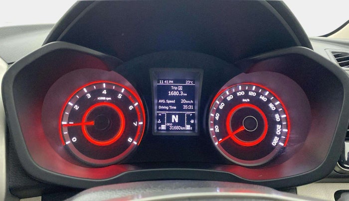 2019 Mahindra XUV300 W8 1.2 PETROL, Petrol, Manual, 31,640 km, Odometer Image