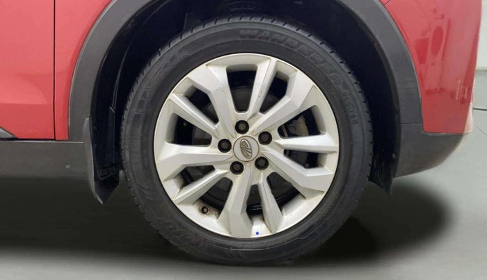 2019 Mahindra XUV300 W8 1.2 PETROL, Petrol, Manual, 31,640 km, Right Front Wheel