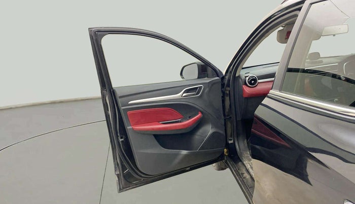 2022 MG ASTOR SAVVY 1.5 CVT S RED, Petrol, Automatic, 32,138 km, LHS Front Door