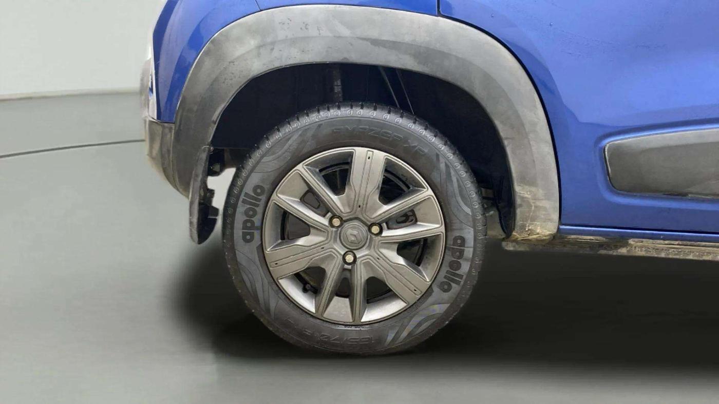 2020 Renault Kwid CLIMBER 1.0 (O), Petrol, Manual, 40,002 km, Right Rear Wheel