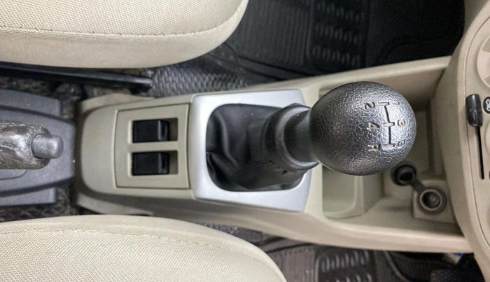 2015 Maruti Alto K10 VXI, Petrol, Manual, 55,195 km, Gear Lever