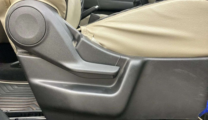 2023 Maruti New Wagon-R VXI 1.0, Petrol, Manual, 30,392 km, Driver Side Adjustment Panel