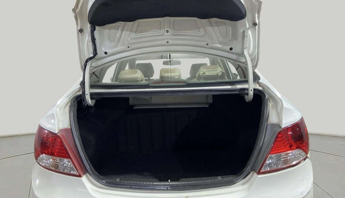 2013 Hyundai Verna FLUIDIC 1.6 VTVT SX, Petrol, Manual, 82,589 km, Boot Open Zoomed View