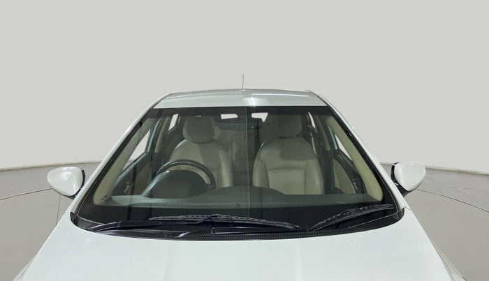 2013 Hyundai Verna FLUIDIC 1.6 VTVT SX, Petrol, Manual, 82,589 km, Front Windshield