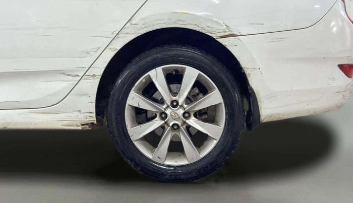 2013 Hyundai Verna FLUIDIC 1.6 VTVT SX, Petrol, Manual, 82,589 km, Left Rear Wheel