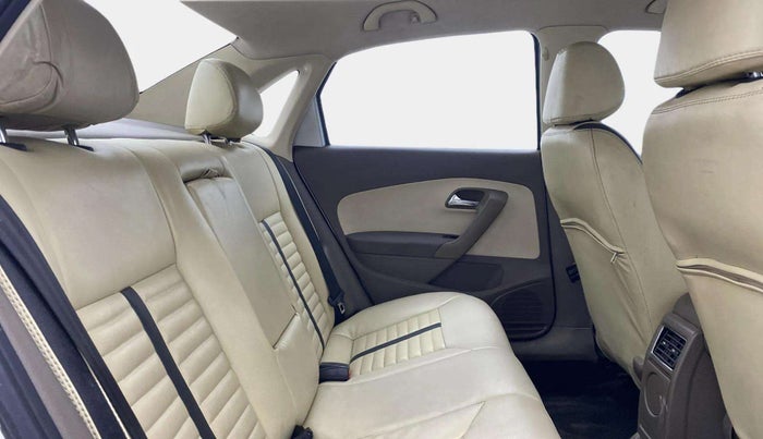 2013 Skoda Rapid ELEGANCE 1.6 TDI CR MT, Diesel, Manual, 1,29,133 km, Right Side Rear Door Cabin