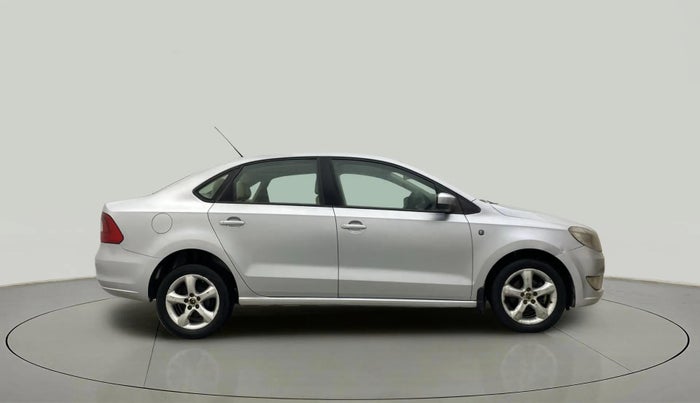 2013 Skoda Rapid ELEGANCE 1.6 TDI CR MT, Diesel, Manual, 1,29,133 km, Right Side View