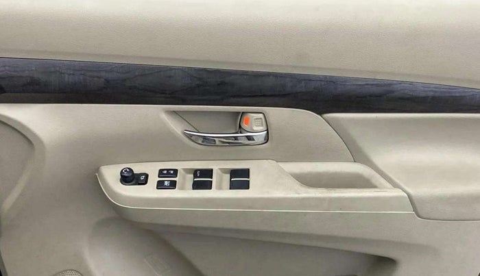 2022 Maruti Ertiga ZXI+ AT SHVS, Petrol, Automatic, 13,890 km, Driver Side Door Panels Control