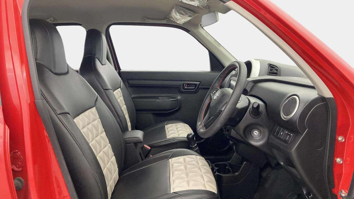 2024 Maruti S PRESSO VXI+, Petrol, Manual, 8,657 km, Right Side Front Door Cabin