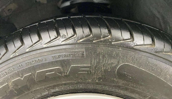 2012 Hyundai i10 MAGNA 1.2, Petrol, Manual, 34,897 km, Left Front Tyre Tread