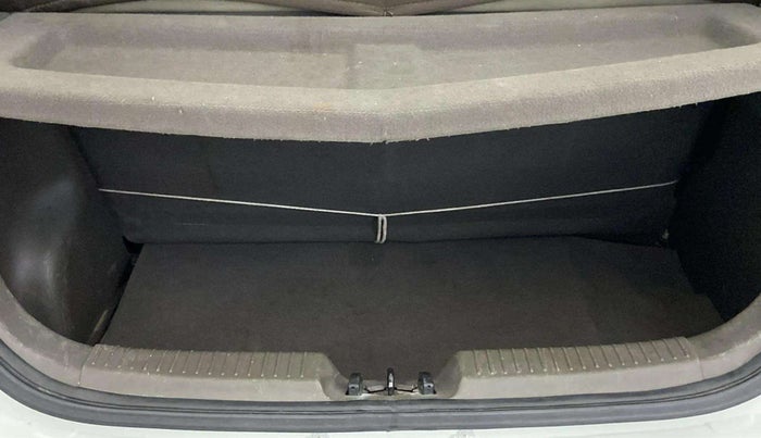 2012 Hyundai i10 MAGNA 1.2, Petrol, Manual, 34,897 km, Boot Inside