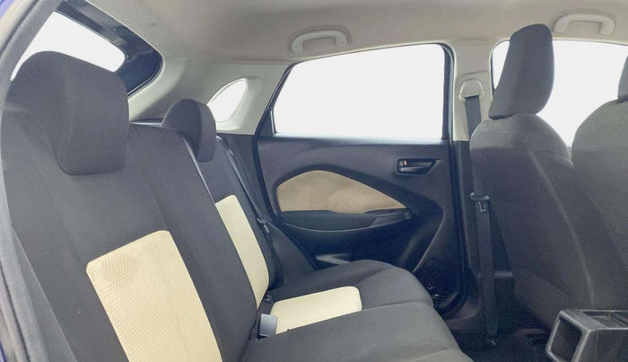 2022 Toyota Glanza E, Petrol, Manual, 26,569 km, Right Side Rear Door Cabin
