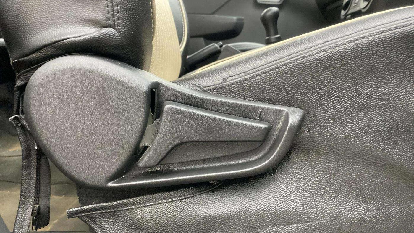 2022 Maruti Alto K10 VXI PLUS, Petrol, Manual, 7,514 km, Driver Side Adjustment Panel