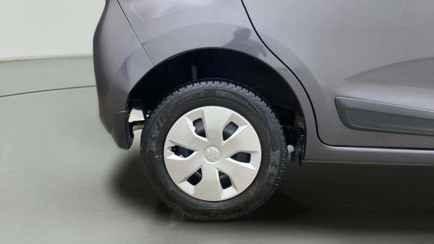 2022 Maruti Alto K10 VXI PLUS, Petrol, Manual, 7,514 km, Right Rear Wheel