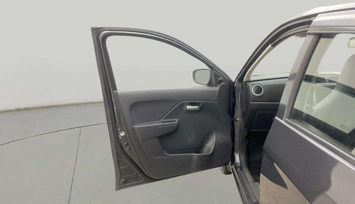 2022 Maruti Alto K10 VXI PLUS, Petrol, Manual, 7,455 km, LHS Front Door