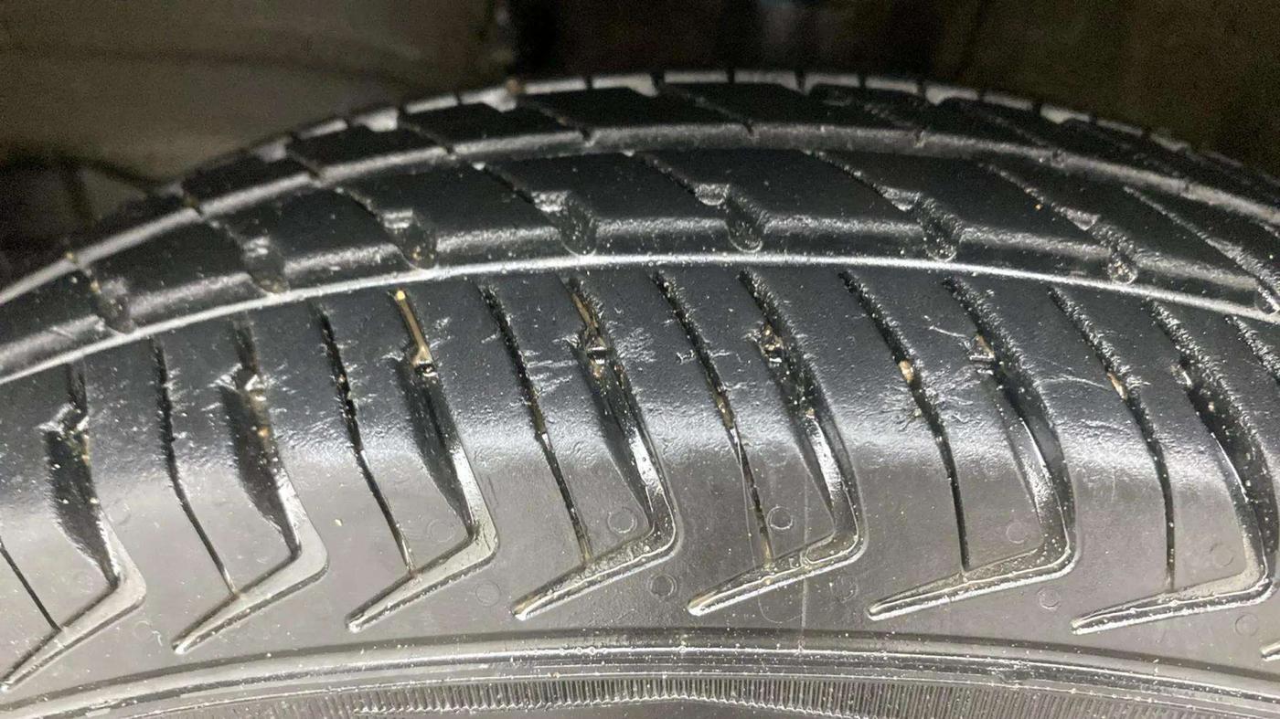 2022 Maruti Alto K10 VXI PLUS, Petrol, Manual, 7,514 km, Left Front Tyre Tread