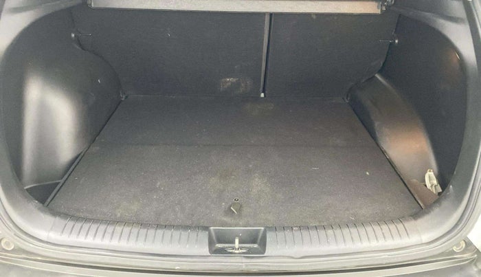 2019 Hyundai Creta SX AT 1.6 PETROL, Petrol, Automatic, 53,732 km, Boot Inside