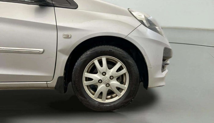 2013 Honda Brio VX MT, Petrol, Manual, 36,218 km, Right Front Wheel