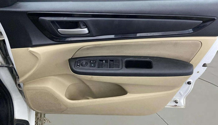 2021 Honda Amaze 1.5L I-DTEC S, Diesel, Manual, 54,796 km, Driver Side Door Panels Control