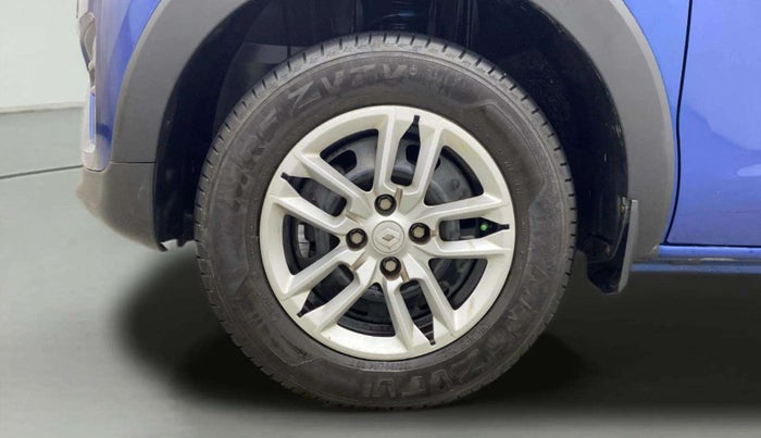 2022 Renault TRIBER RXT AMT, Petrol, Automatic, 17,547 km, Left Front Wheel