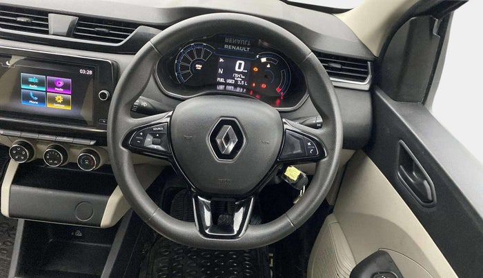 2022 Renault TRIBER RXT AMT, Petrol, Automatic, 17,547 km, Steering Wheel Close Up