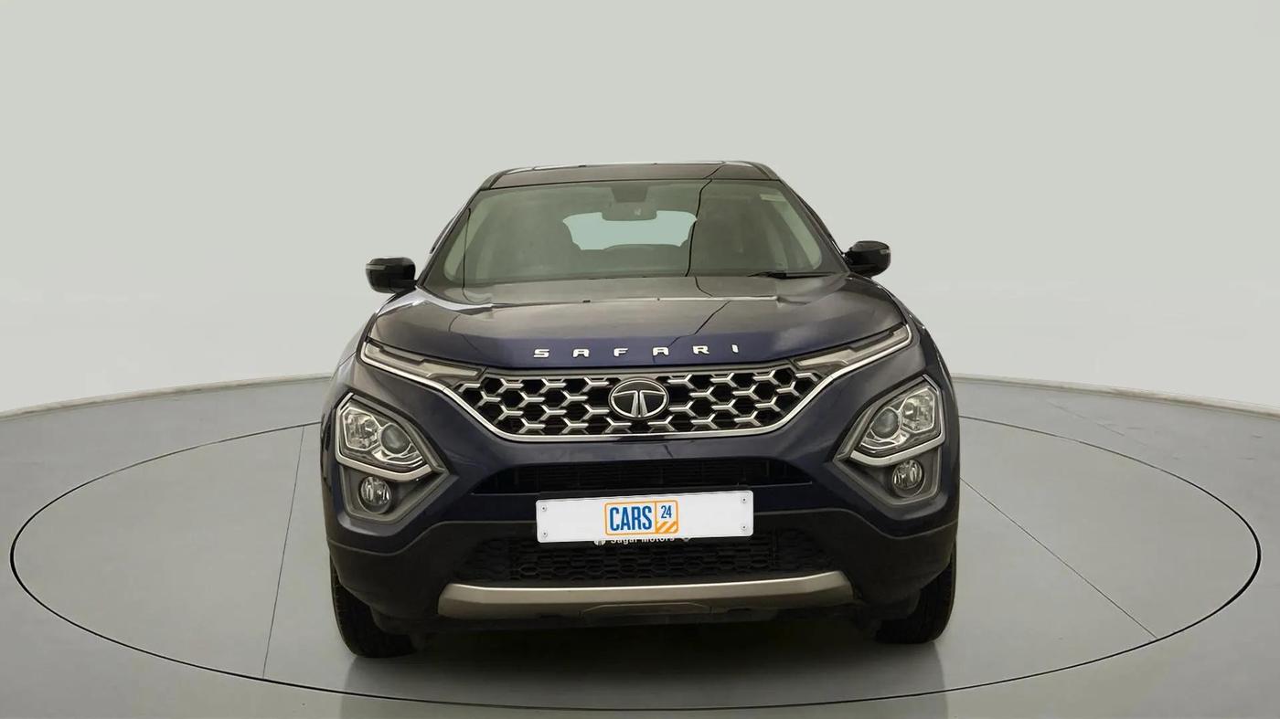 2023 Tata Safari XZ PLUS 2.0L RED DARK EDITION 7 STR MT, Diesel, Manual, 37,922 km, Front
