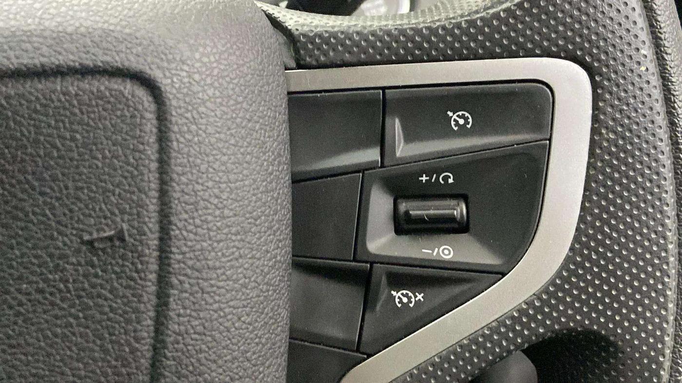 2023 Tata Safari XZ PLUS 2.0L RED DARK EDITION 7 STR MT, Diesel, Manual, 37,922 km, Adaptive Cruise Control