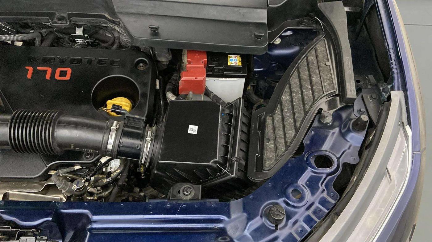 2023 Tata Safari XZ PLUS 2.0L RED DARK EDITION 7 STR MT, Diesel, Manual, 37,922 km, Engine View - Left
