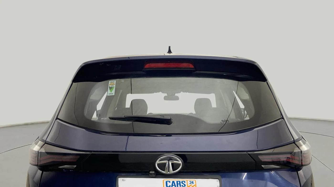 2023 Tata Safari XZ PLUS 2.0L RED DARK EDITION 7 STR MT, Diesel, Manual, 37,922 km, Rear Windshield
