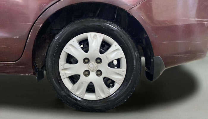 2013 Honda Amaze 1.2L I-VTEC S, CNG, Manual, 54,685 km, Left Rear Wheel
