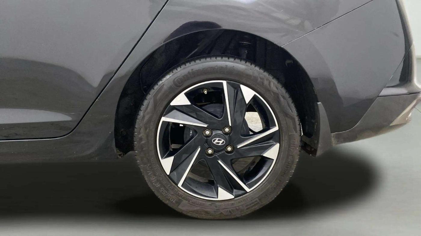 2021 Hyundai Verna SX (O) 1.5 VTVT IVT, Petrol, Automatic, 77,085 km, Left Rear Wheel