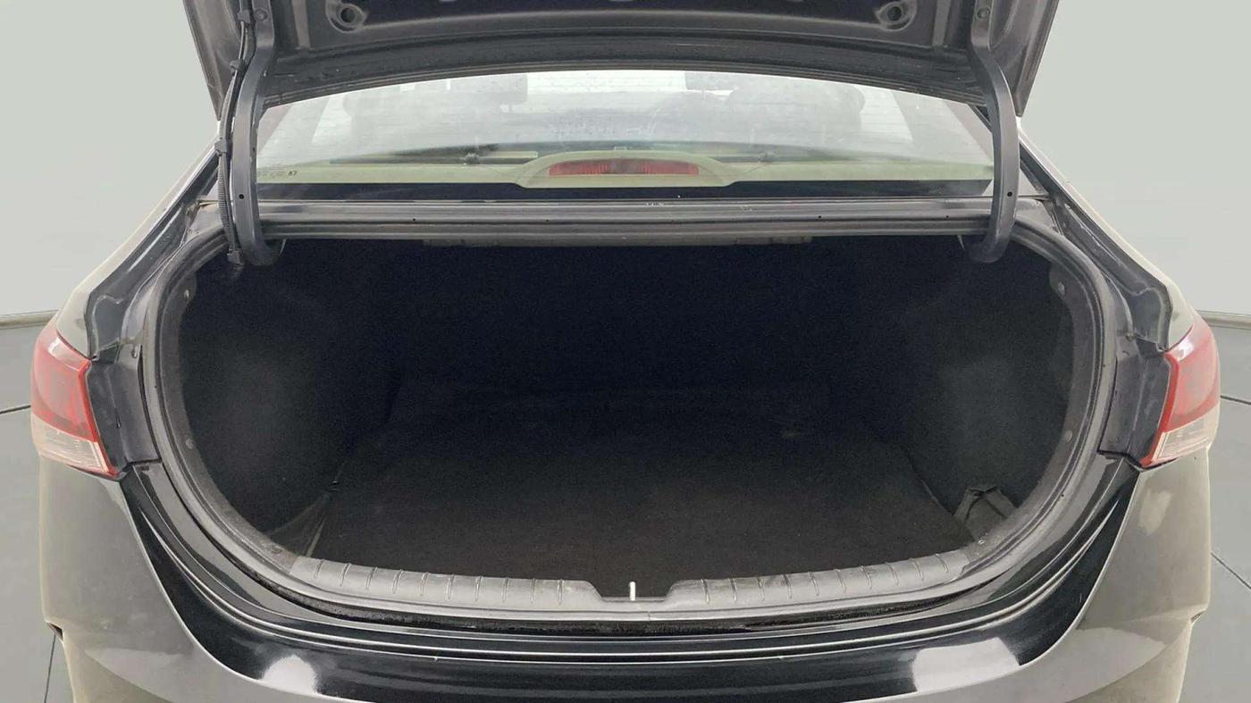 2021 Hyundai Verna SX (O) 1.5 VTVT IVT, Petrol, Automatic, 77,085 km, Boot Inside