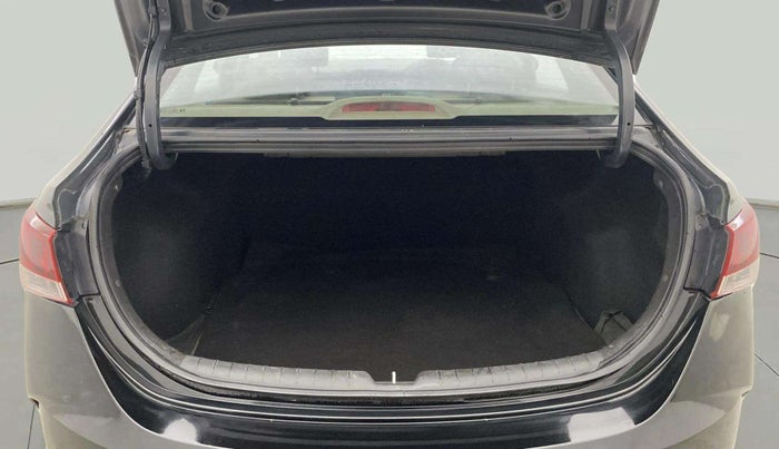 2021 Hyundai Verna SX (O) 1.5 VTVT IVT, Petrol, Automatic, 76,367 km, Boot Inside