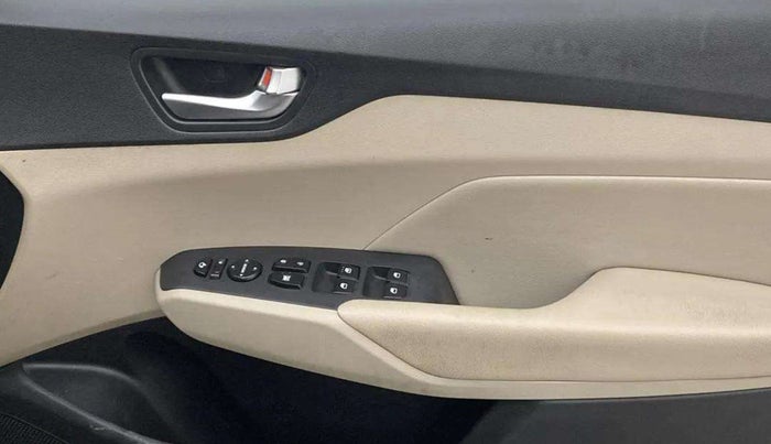 2021 Hyundai Verna SX (O) 1.5 VTVT IVT, Petrol, Automatic, 76,367 km, Driver Side Door Panels Control