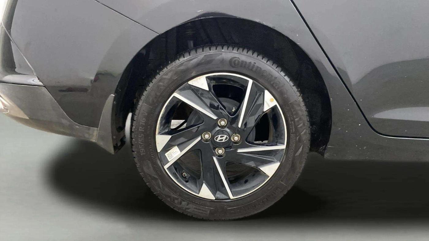 2021 Hyundai Verna SX (O) 1.5 VTVT IVT, Petrol, Automatic, 77,085 km, Right Rear Wheel
