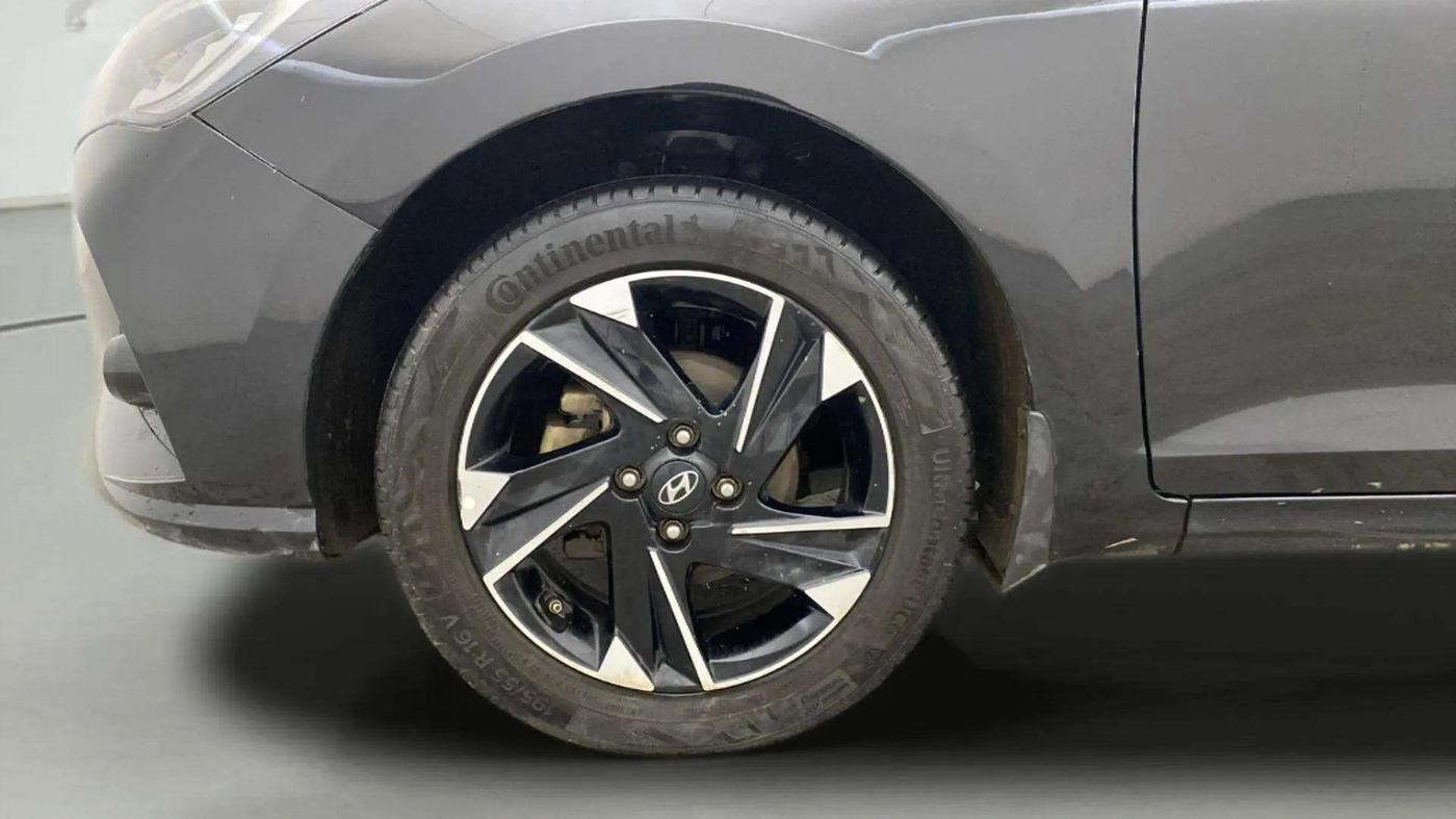 2021 Hyundai Verna SX (O) 1.5 VTVT IVT, Petrol, Automatic, 77,085 km, Left Front Wheel